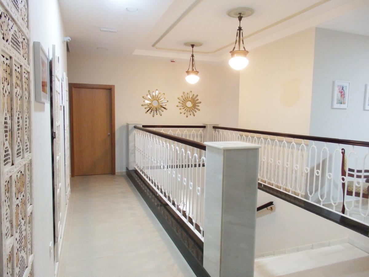Hostal Montemayor 모구에르 외부 사진