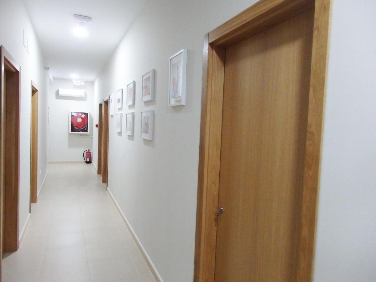 Hostal Montemayor 모구에르 외부 사진